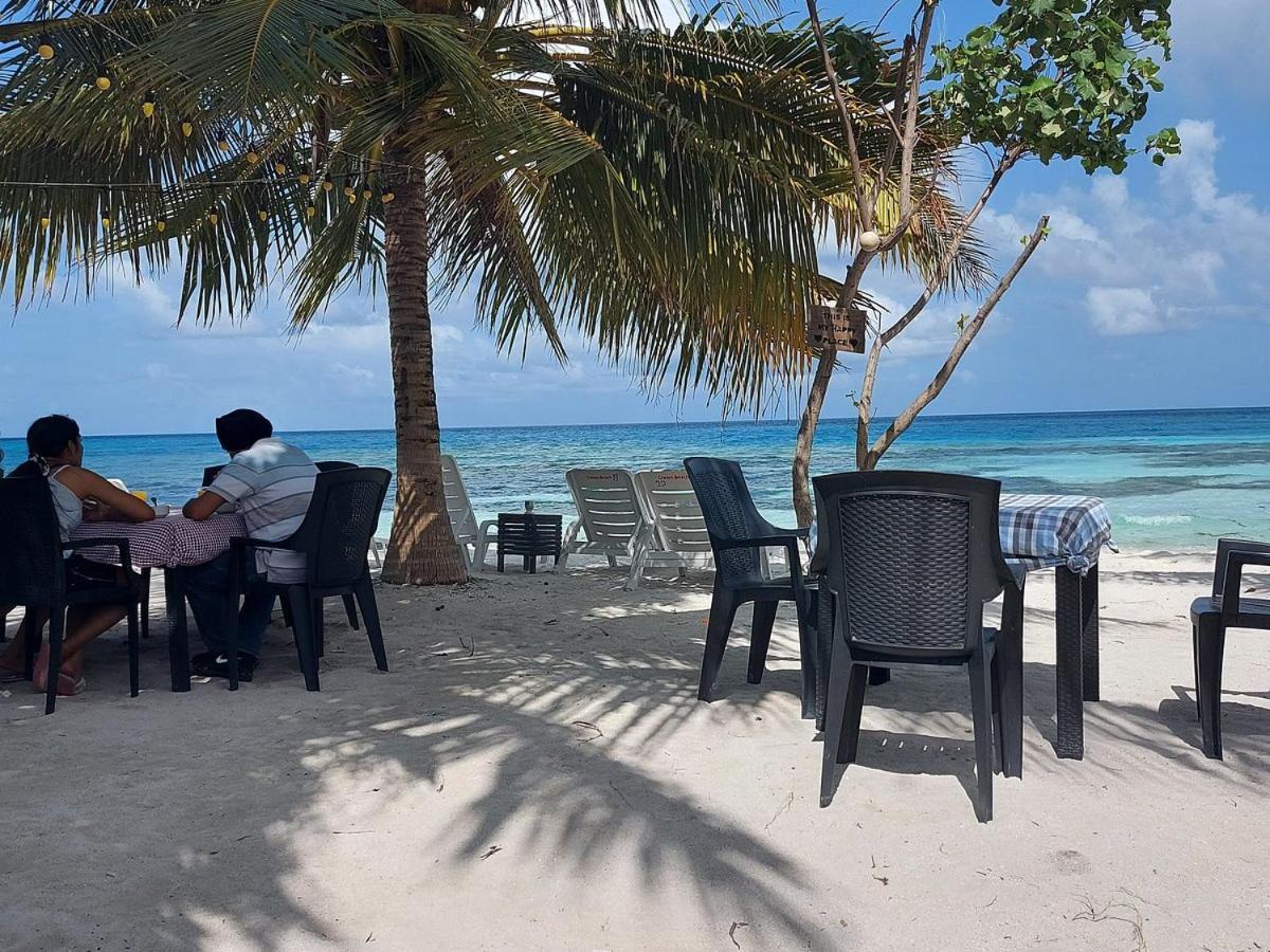 Crown Beach Hotel Maldives Dhiffushi Exterior foto